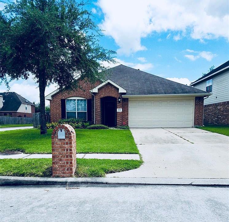 1st image of 6926 Fountain Lilly Dr
