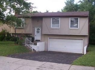 3830 Big Walnut Dr, Groveport, OH 43125