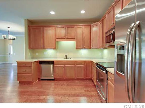 5th image of 1930 McKirkland Ct Unit 25D