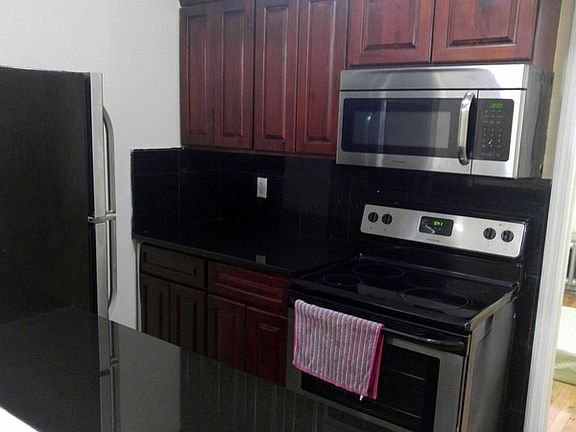 2nd image of 72 Rockaway Ave #1J