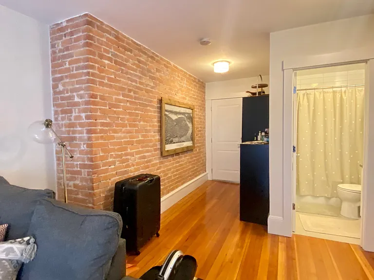 83 Harvard St #29 — Photo 21