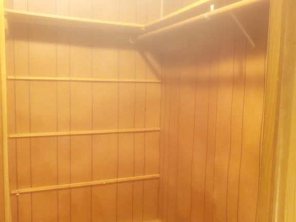 5th image of 309 Sovereign Lane