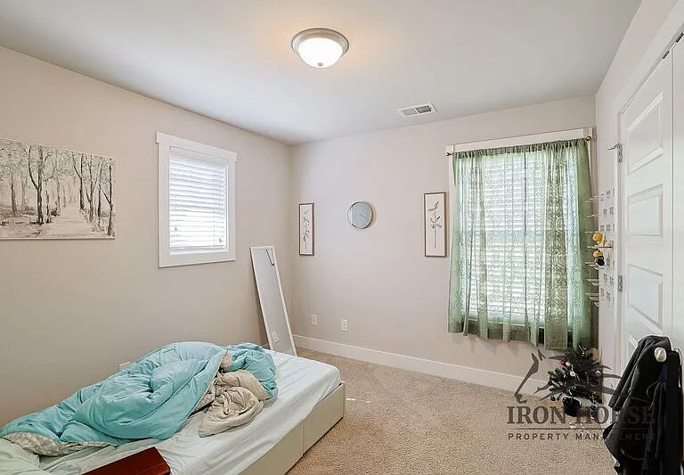 484 Park West Blvd — Photo 22