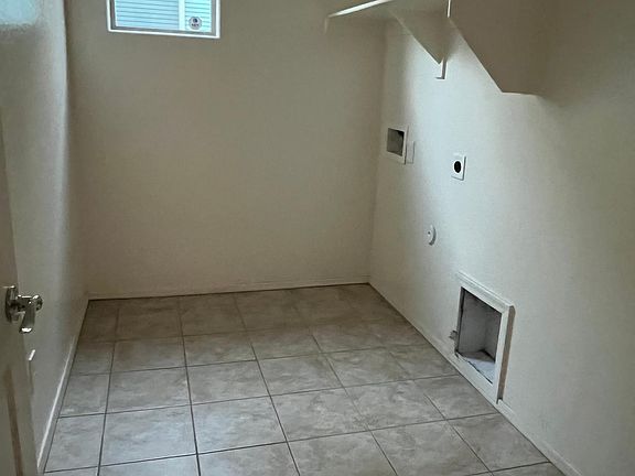 3rd image of 22536 E Stonecrest Dr