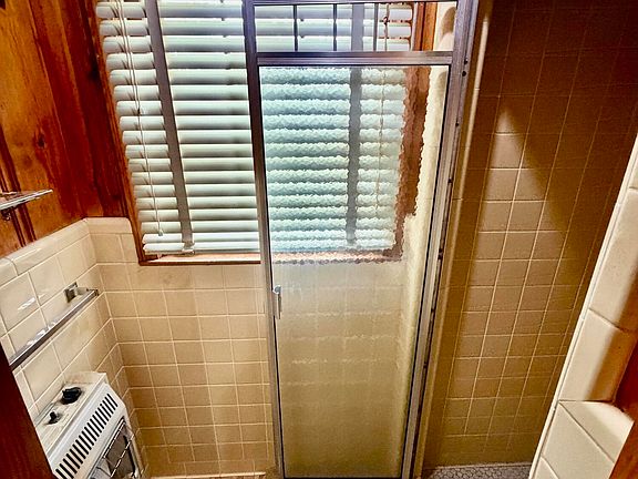 4th image of 405 E Preston St