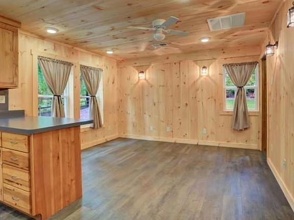 5th image of 834 Clay Hill Rd