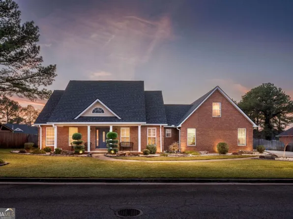 717 Bay Laurel Cir, Warner Robins, GA 31088