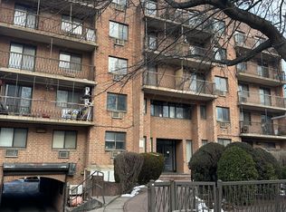 14745 Barclay Ave APT 2D, Flushing, NY
