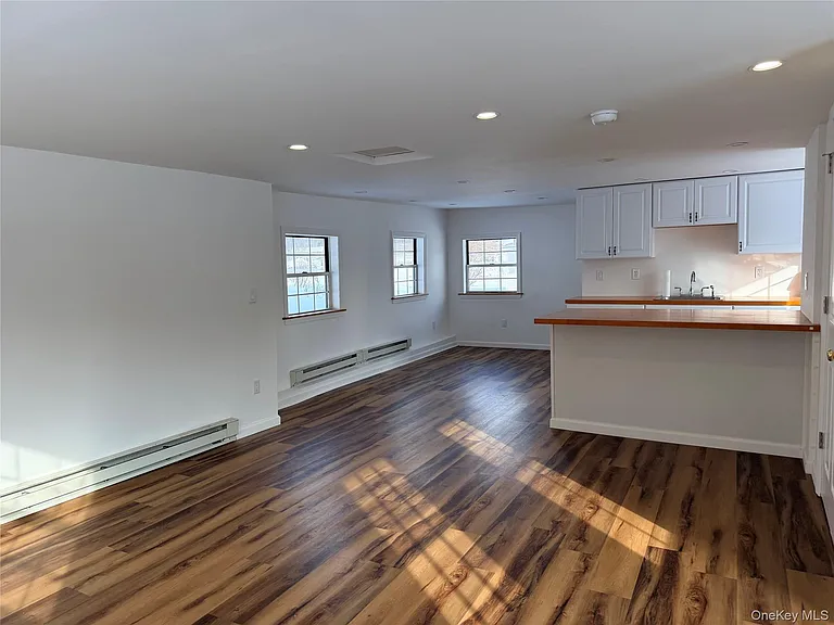 19 Quartz Ln #4 — Photo 16