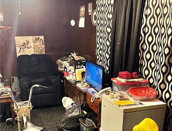 5th image of 4265 Cricket Ln