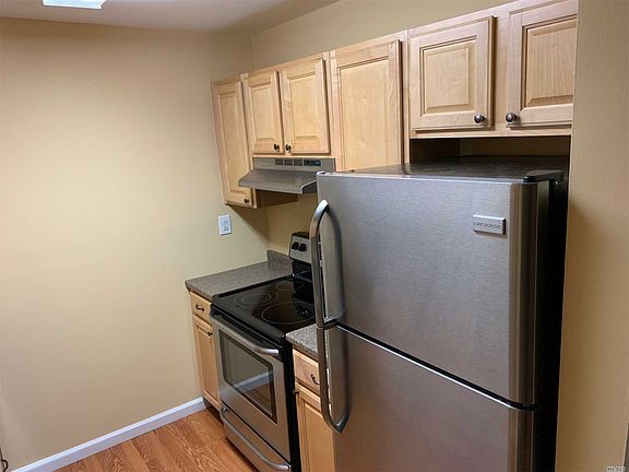 4th image of 71 Richmond Blvd 2a #2A