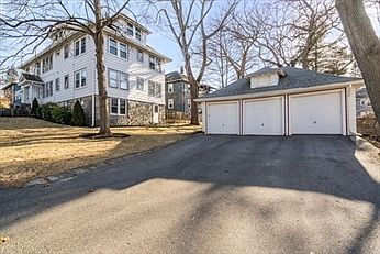 5th image of 18 Fairfax Rd #1
