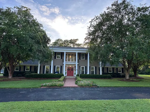 15 Holly Hill Rd, Dothan, AL 36305