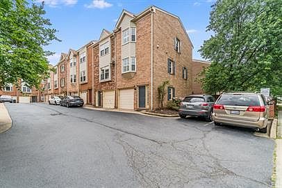 1st image of 1802A 9th St S #1
