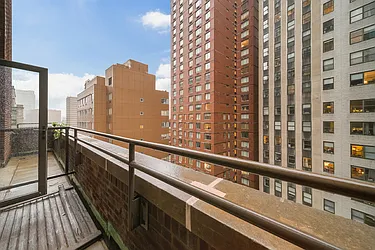 Rented by Cooper & Cooper Real Estate