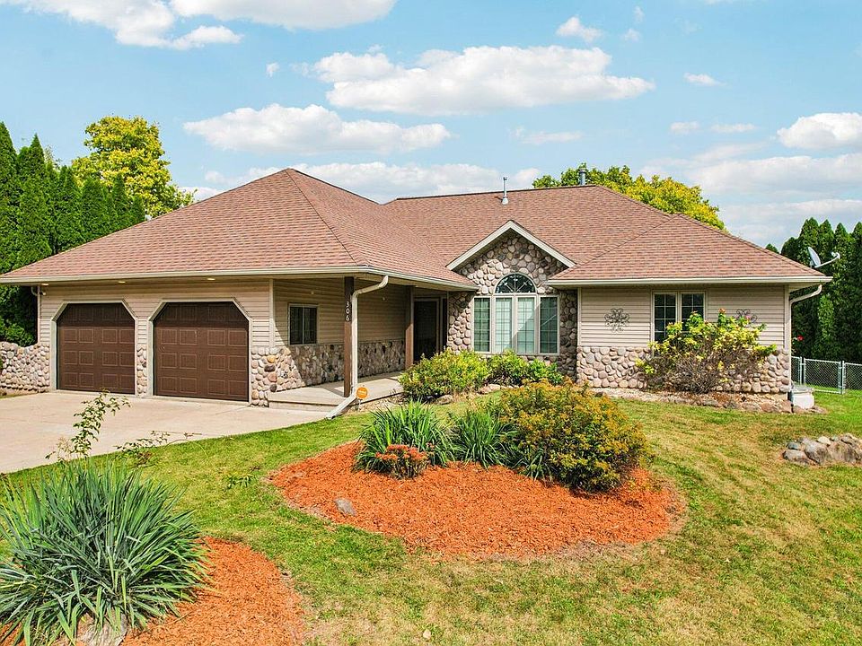 1st image of 306 Hillside CIRCLE