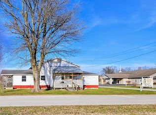 160 W 2nd St, Switz City, IN 47465