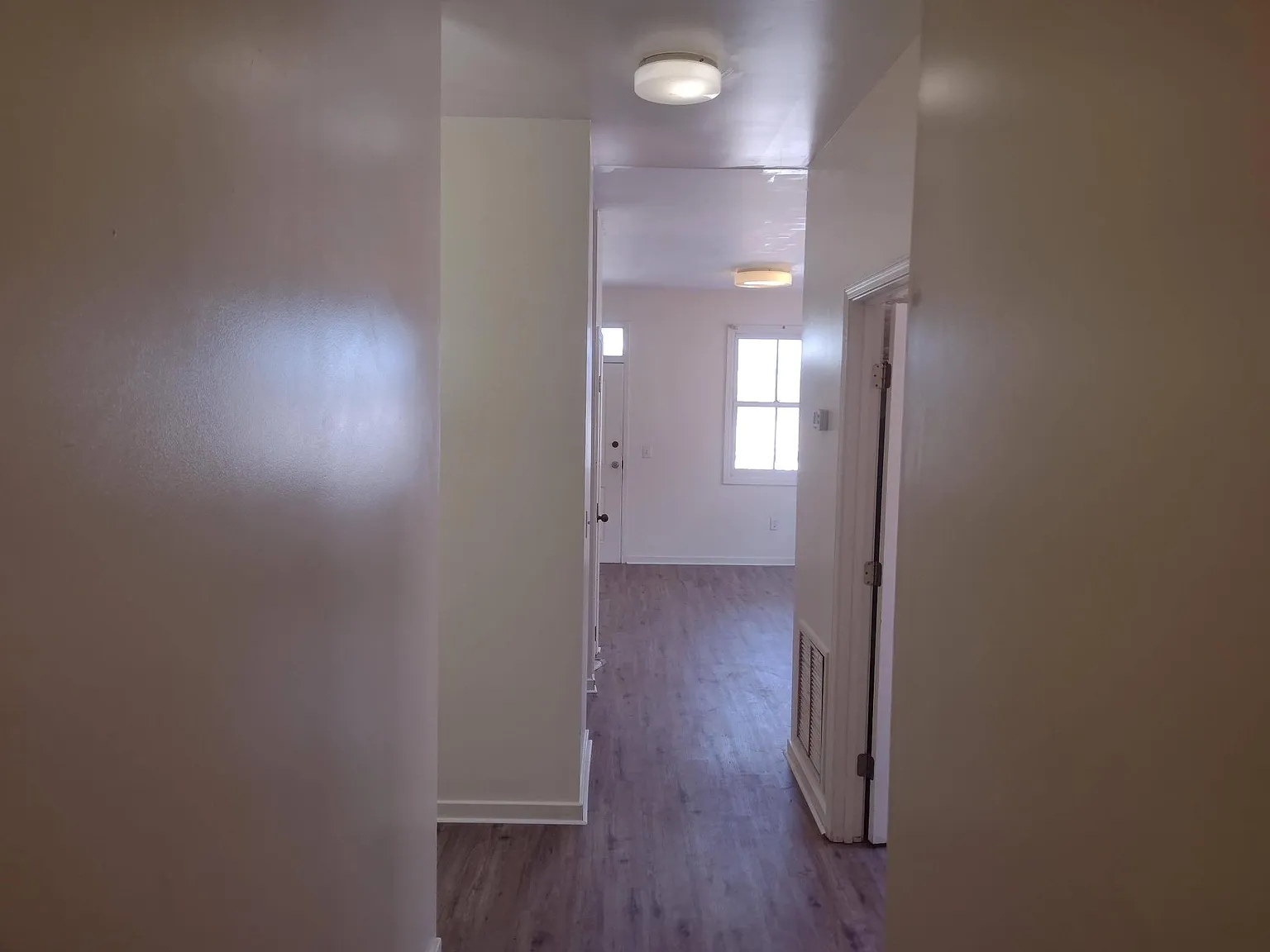 3 bed, 1200 sqft, $2,600 — Photo 4
