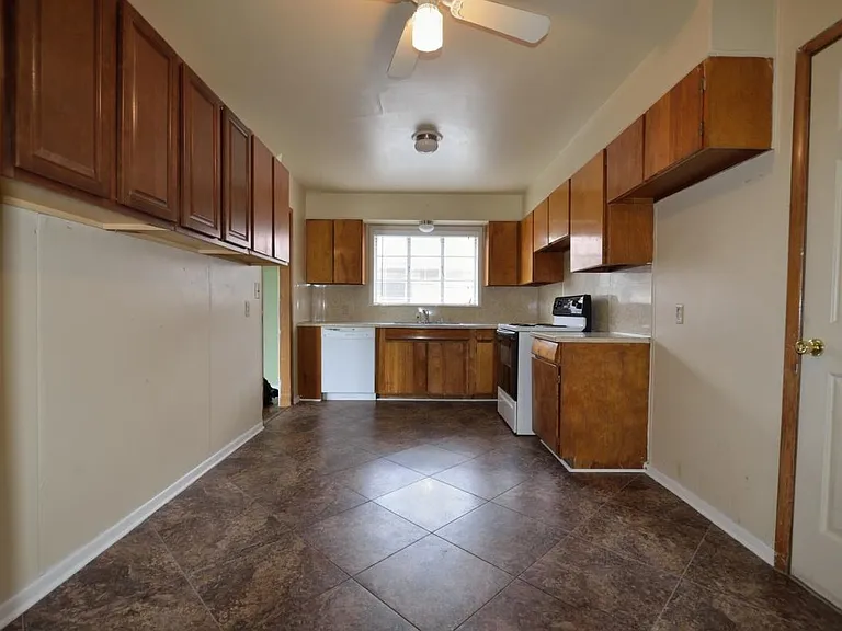 Big Kitchen