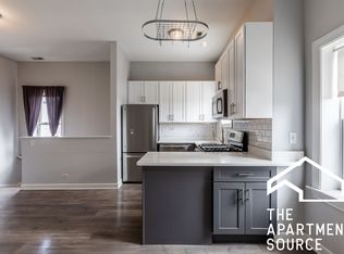 3216 W Augusta Blvd #3, Chicago, IL 60651