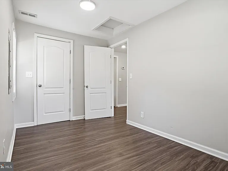 5242 Sands Rd — Photo 9