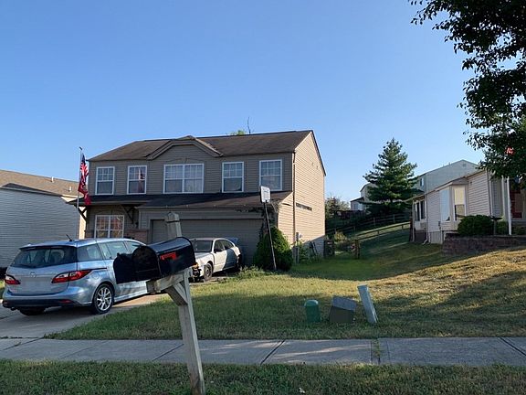 2nd image of 631 Lyonia Dr