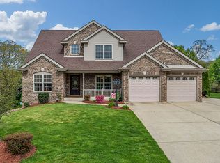 242 Rainbow Dr, Aliquippa, PA 15001