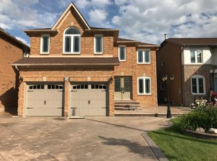 54 Hollybush St, Brampton, ON