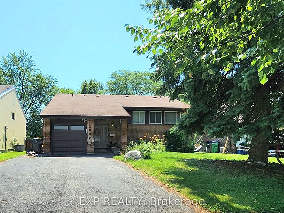 3rd image of 2832 Windwood Dr