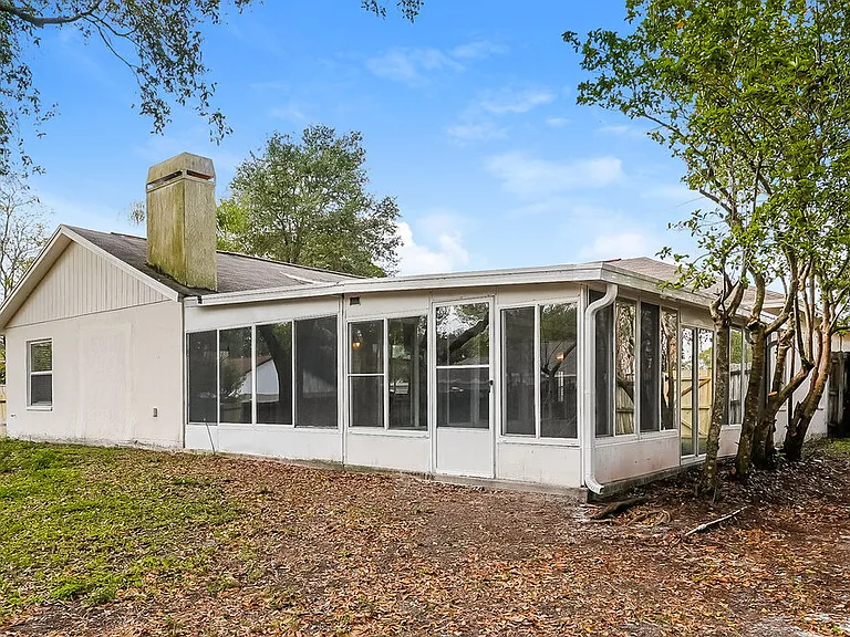 4640 Burlington Rd — Photo 16