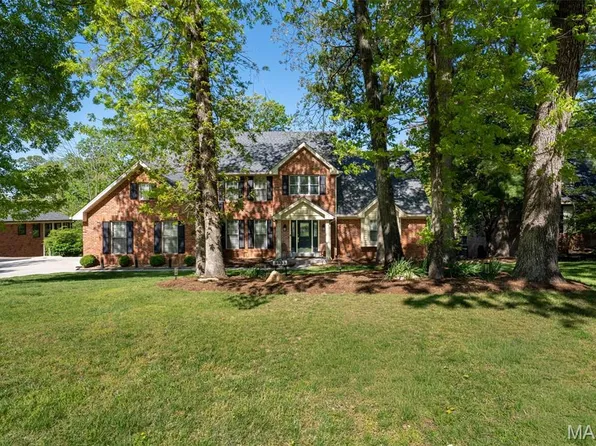 9833 Eagle Hill Ln, Saint Louis, MO 63127