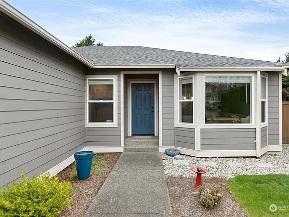 2nd image of 4537 44th Street NE