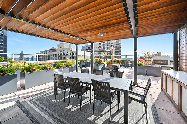 Rented by Poljan Properties Inc. | media 14