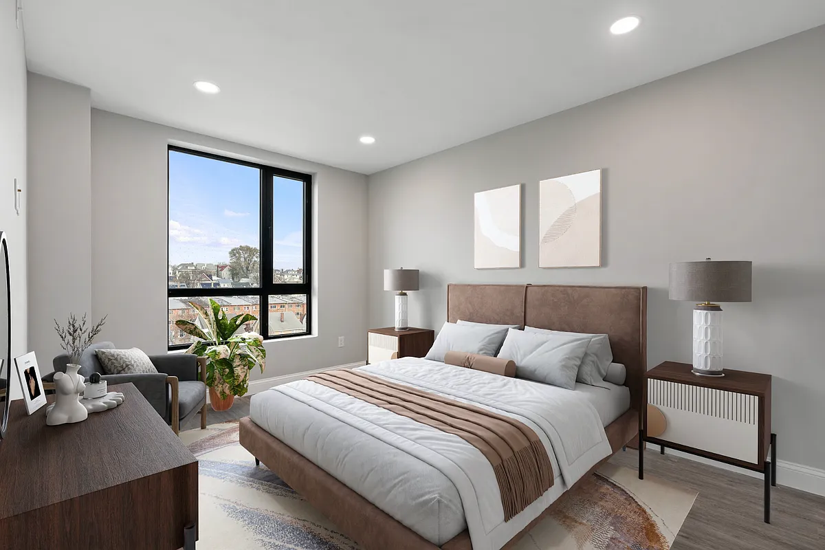Building Photo - 15002 Hillside Ave #403