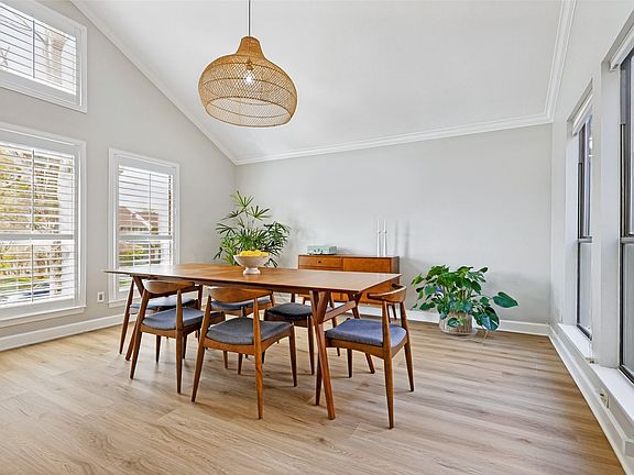 3rd image of 5805 Sand Shell Ct