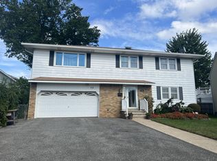 52 Strangeway Ter #2, Clifton, NJ 07011