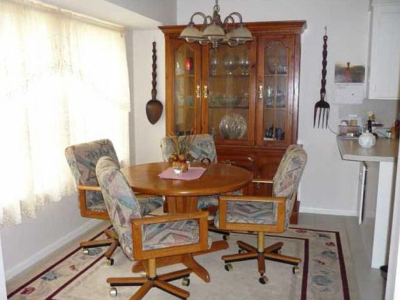 5th image of 8917 Hollow Bluff Dr