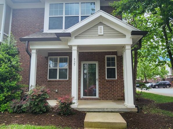 829 Bradford Ave