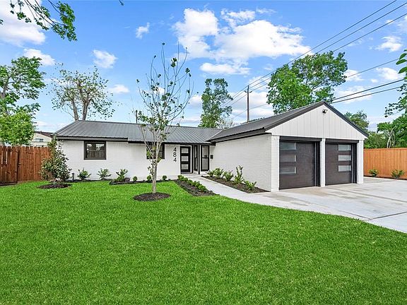 3rd image of 484 Rainy Meadow Ln