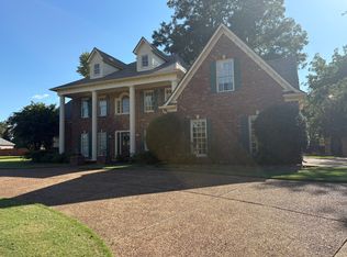 1229 Oak Lake Cir #1229, Collierville, TN 38017