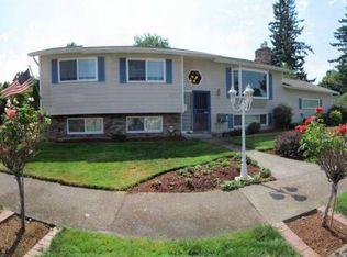 11712 NE Fargo St, Portland, OR 97220