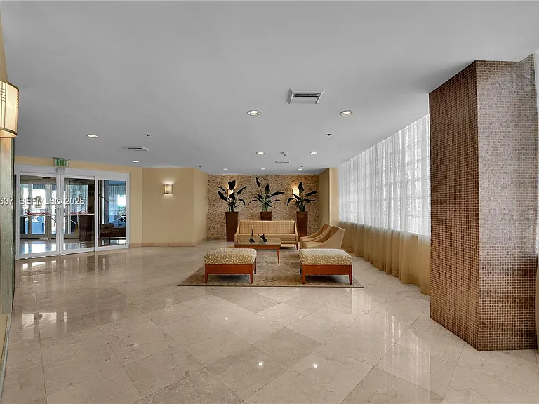 6767 Collins Ave #1110 — Photo 47