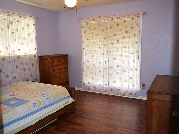 5th image of 515 N Avenue Y