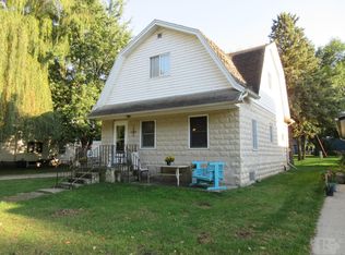 104 Ash Ave W, Swea City, IA 50590
