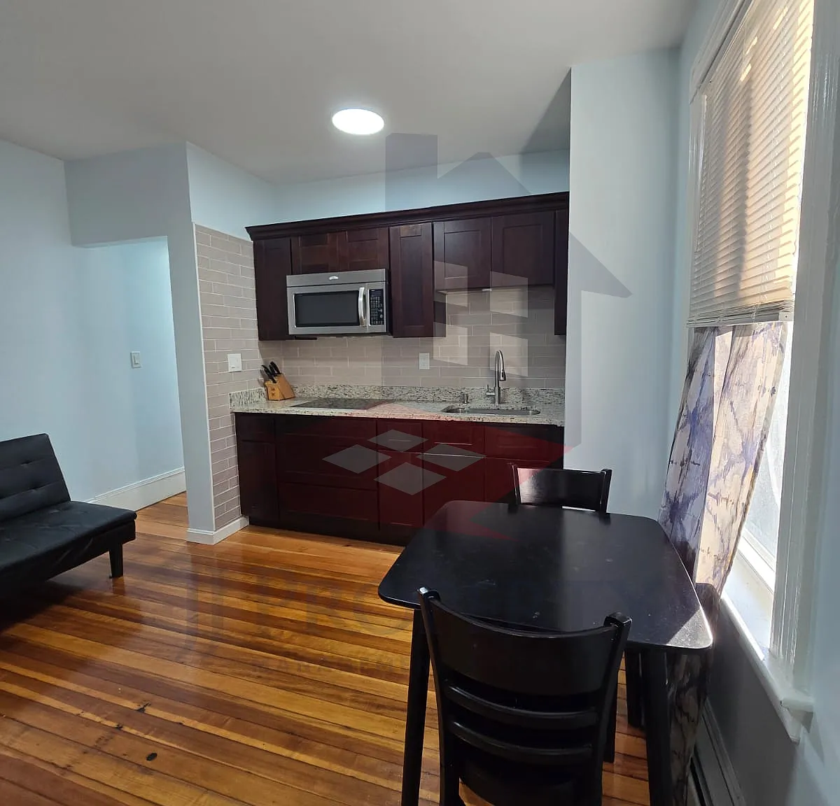 2 bed, $1,900 — Photo 3