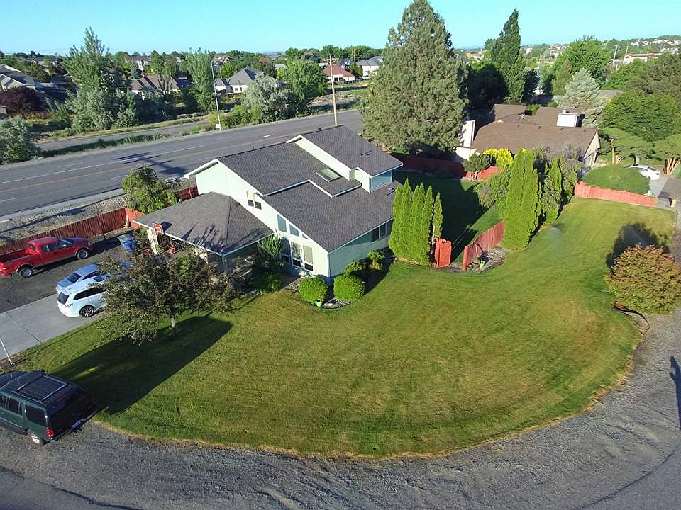1st image of 1702 Silverwood Dr