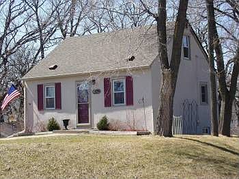 1st image of 2929 Fairoak Ave