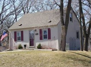 2929 Fairoak Ave, Anoka, MN 55303