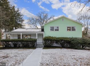 357 Dodds Ln, Princeton, NJ 08540