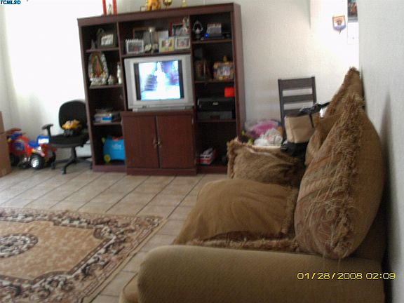 5th image of 4327 W Tulare Ave